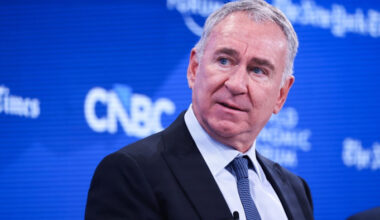 JPMorgan cuts services for Citadel Securities in clash over roles