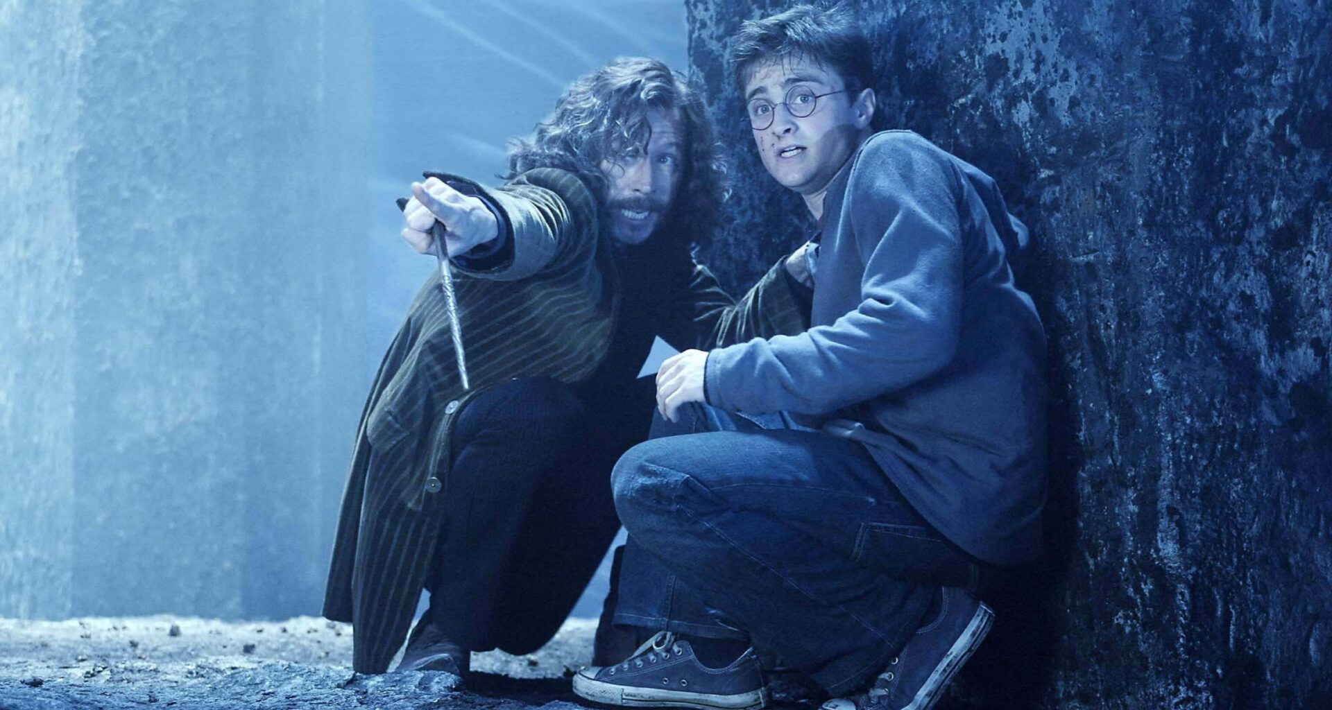 Paramount clinches Warner Bros deal after Netflix walks away - Financial Times