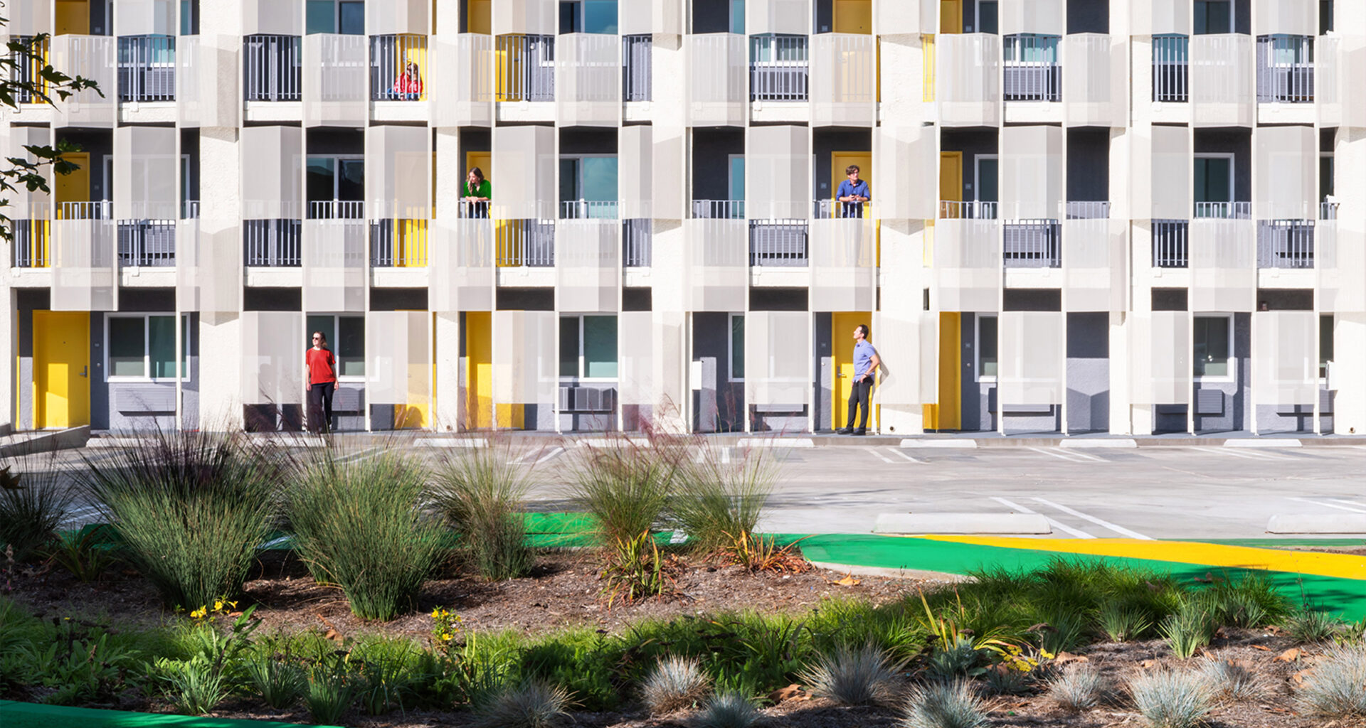 Kadre Architects converts Los Angeles motel into housing