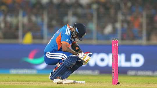 india-were-handed-a-heavy-defeat-against-south-africa
