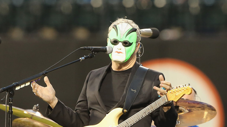 Steve Miller performs in New York 2015