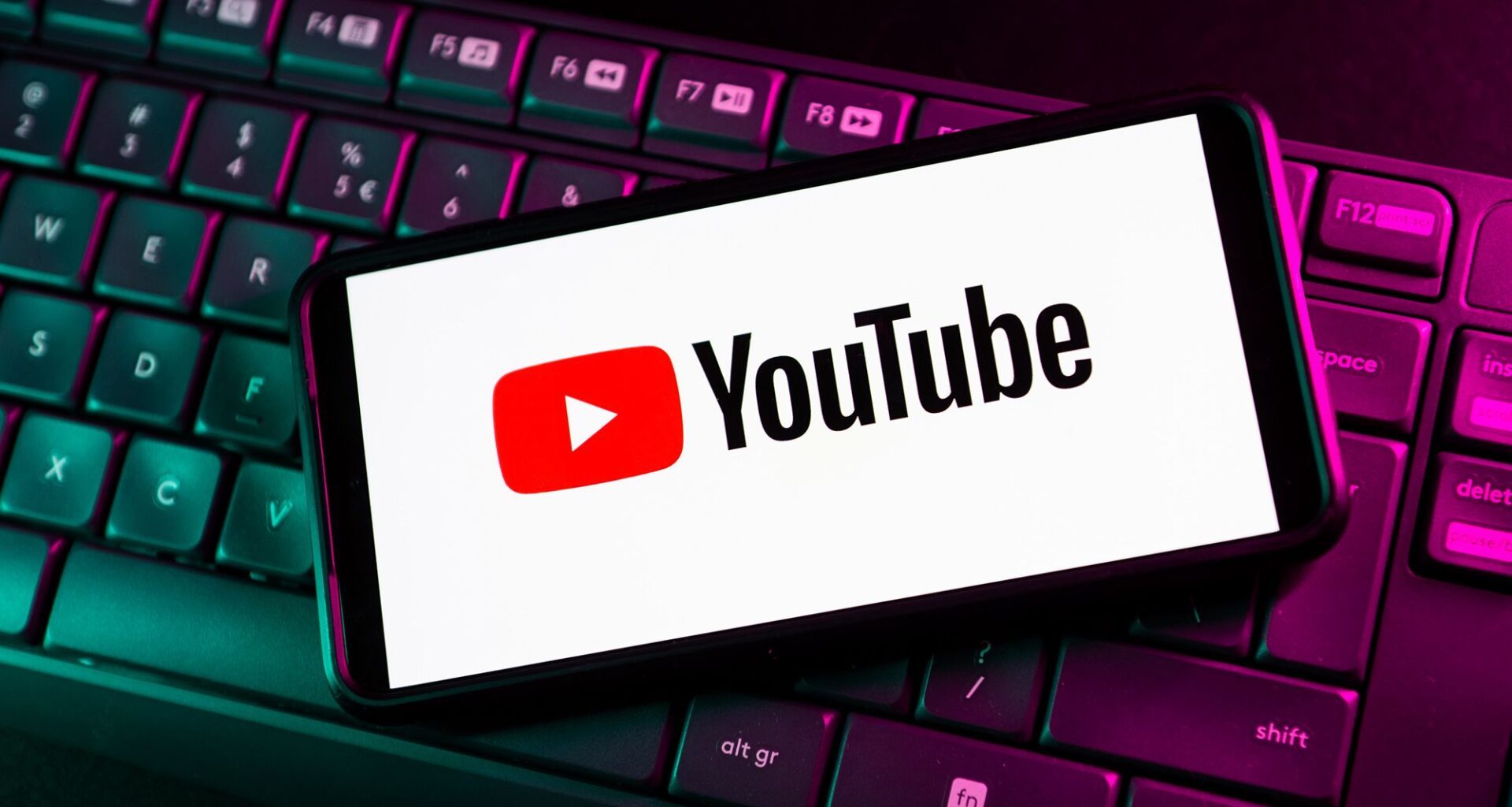 YouTube down — live updates on major outage affecting both the app and the website