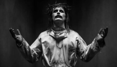 Zack Snyder Reveals Whether SnyderVerse Will Return And Shares His Take On James Gunn's DCU