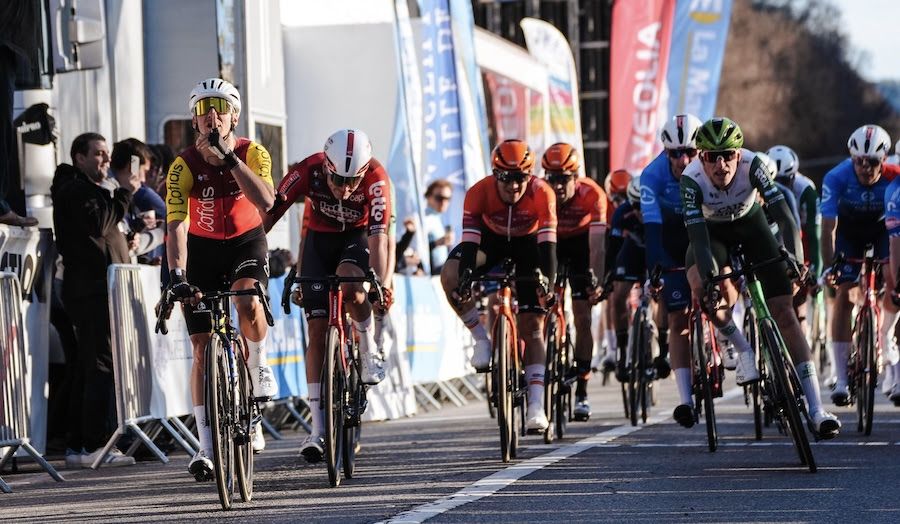 Bryan Coquard sprints to win at GP La Marseillaise 2026