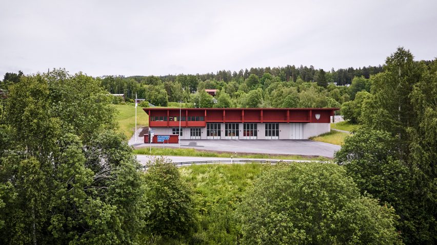 Red fire station in Liden