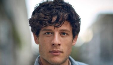 Life in Squares is James Norton’s “5-star” period drama to binge tonight