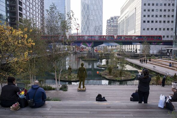 Canary Wharf Middle Dock Transformation Canary Wharf Middle Dock Transformation
