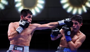 Image: Boxing Results: Alberto Mora Survives Knockdown To Win Decision