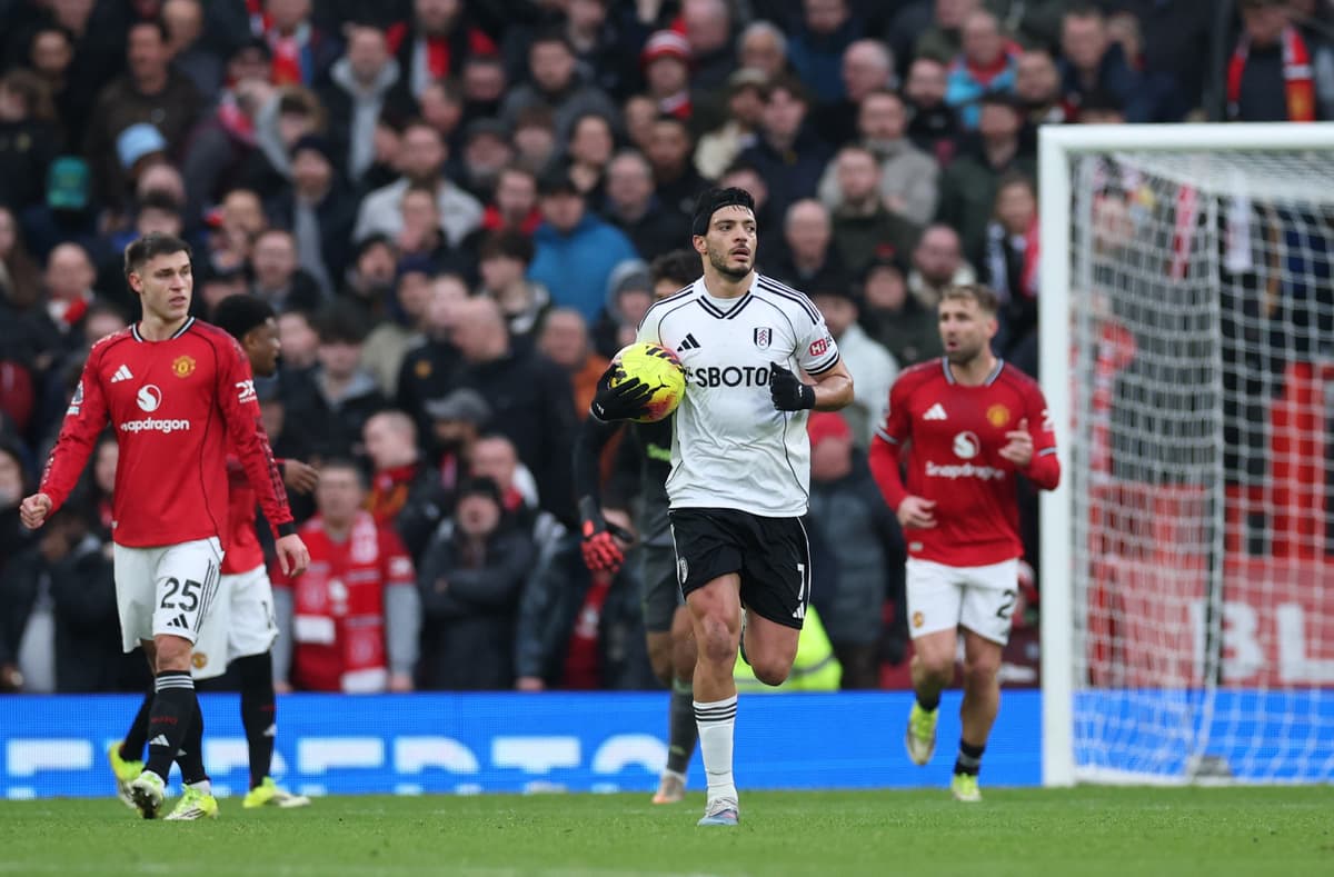 Manchester United vs Fulham LIVE: Premier League latest score, match stream, goal updates and fan reaction