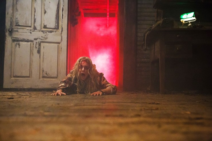 Samara Weaving ash vs evil dead death 