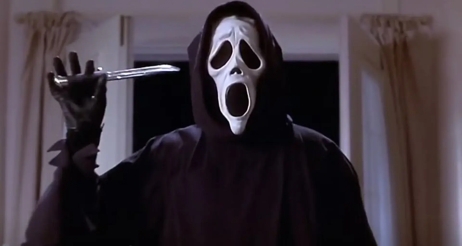 SCARY MOVIE 6 Trailer Leaks Hit the Internet and Marlon Wayans Also Has Fun Bootlegging His Own Teaser — GeekTyrant