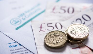 Salary sacrifice changes could hit millions more Britons, pensions expert says | Money blog | Money News