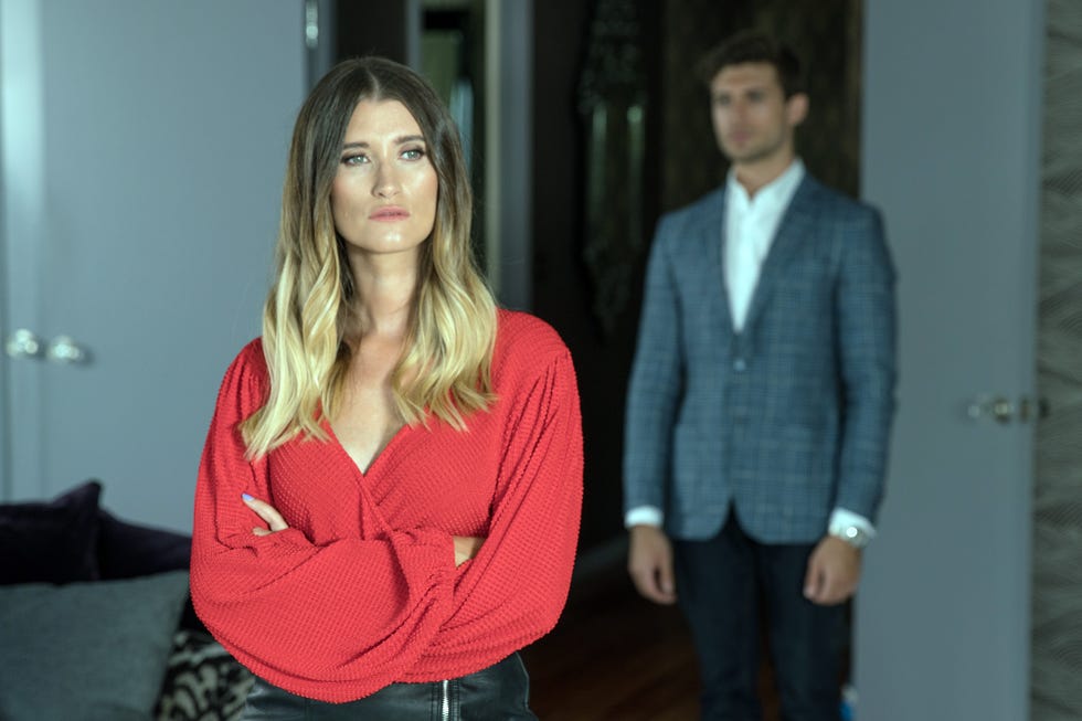 debbie dingle meets up with tom waterhouse in emmerdale