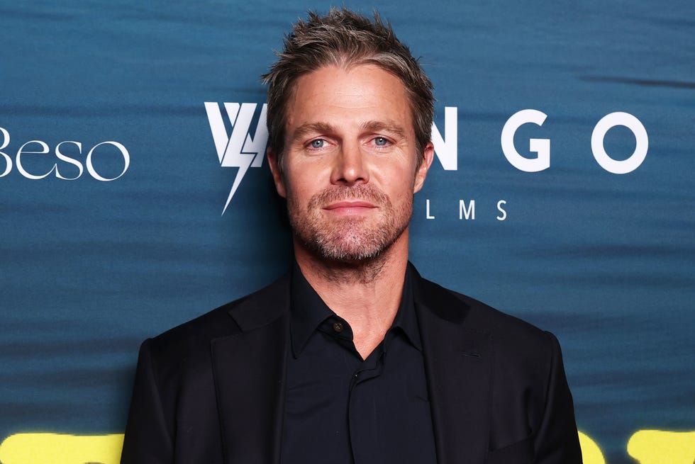 Stephen Amell stephen amell