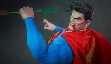 Hot Toys Has Finally Revealed Its Take On Frank Miller's Superman