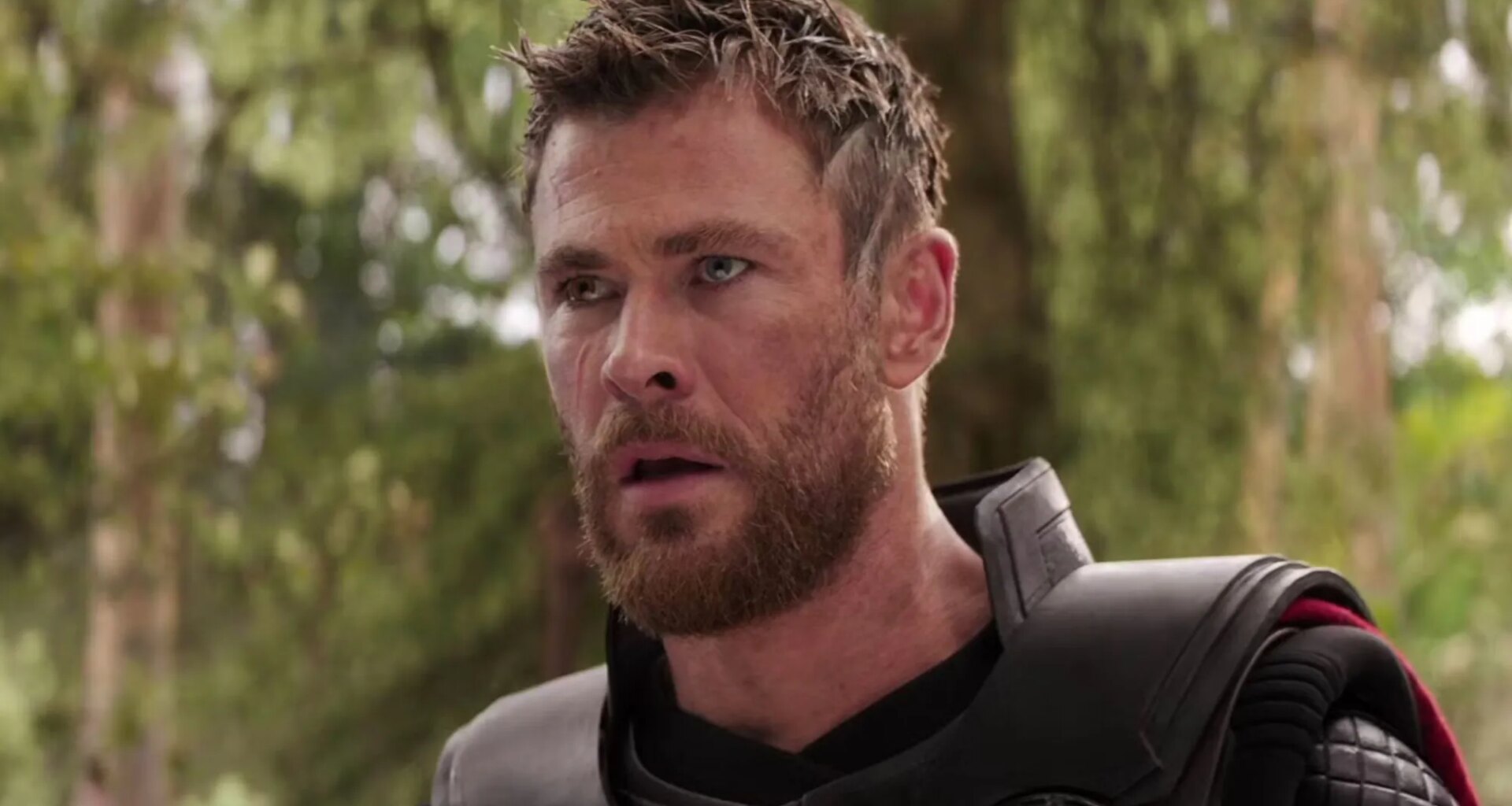 Scarlet Witch vs. Thor MCU Powers Debate Answered by Chris Hemsworth, And He's Right