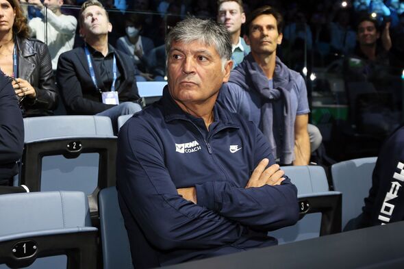 Toni Nadal believes Djokovic is currently worse than Alexander Zverev Toni Nadal believes Djokovic is currently worse than Alexander Zverev