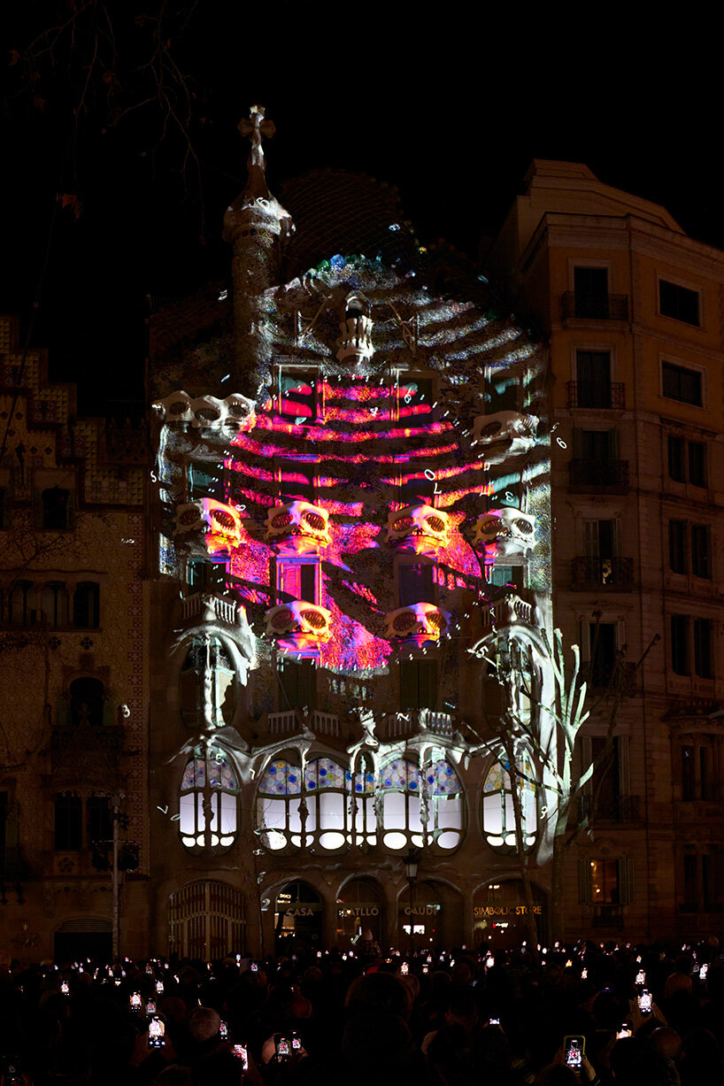 united visual artists animates gaudí's casa batlló facade through embodied motion