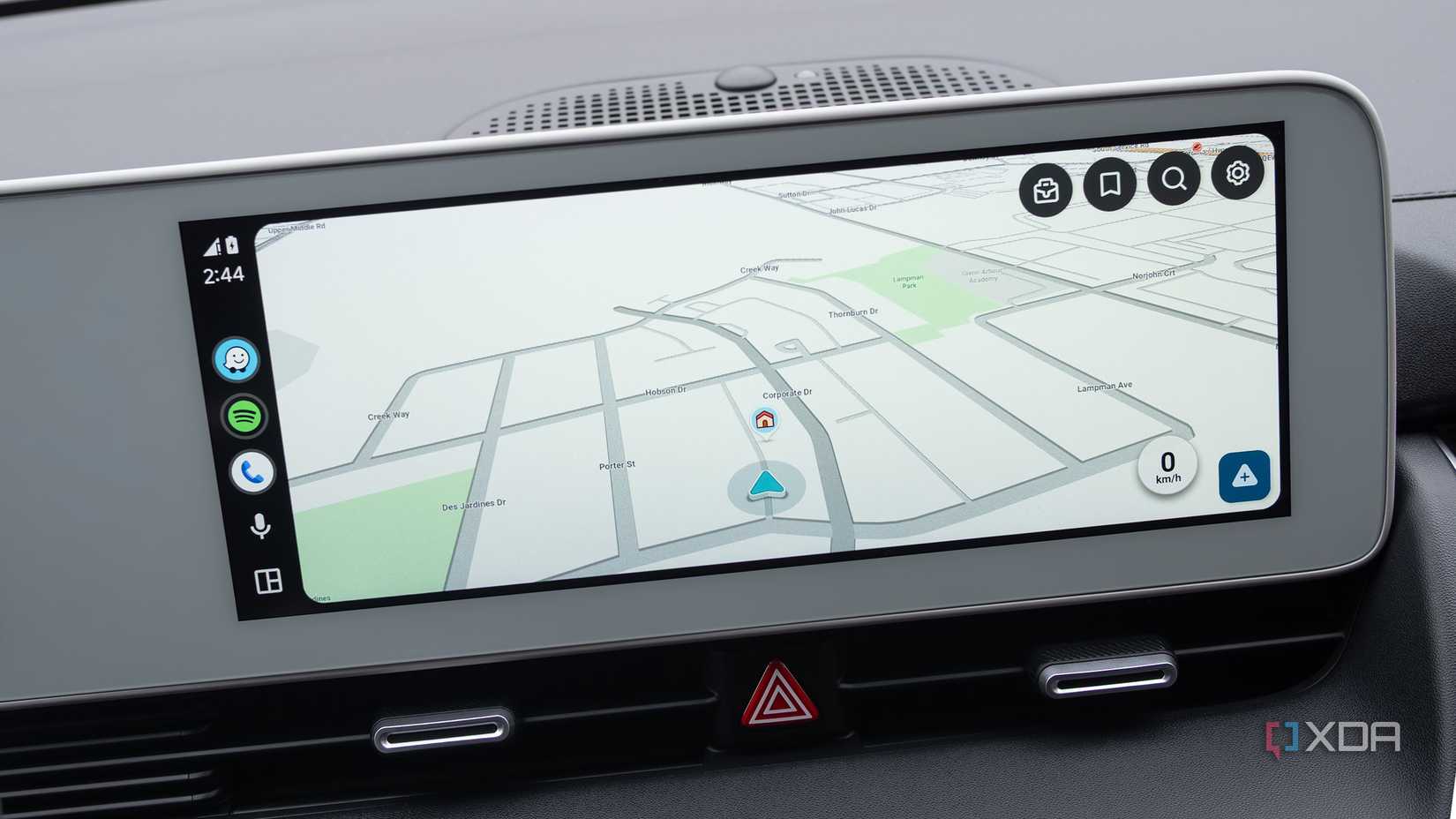 Waze on Android Auto