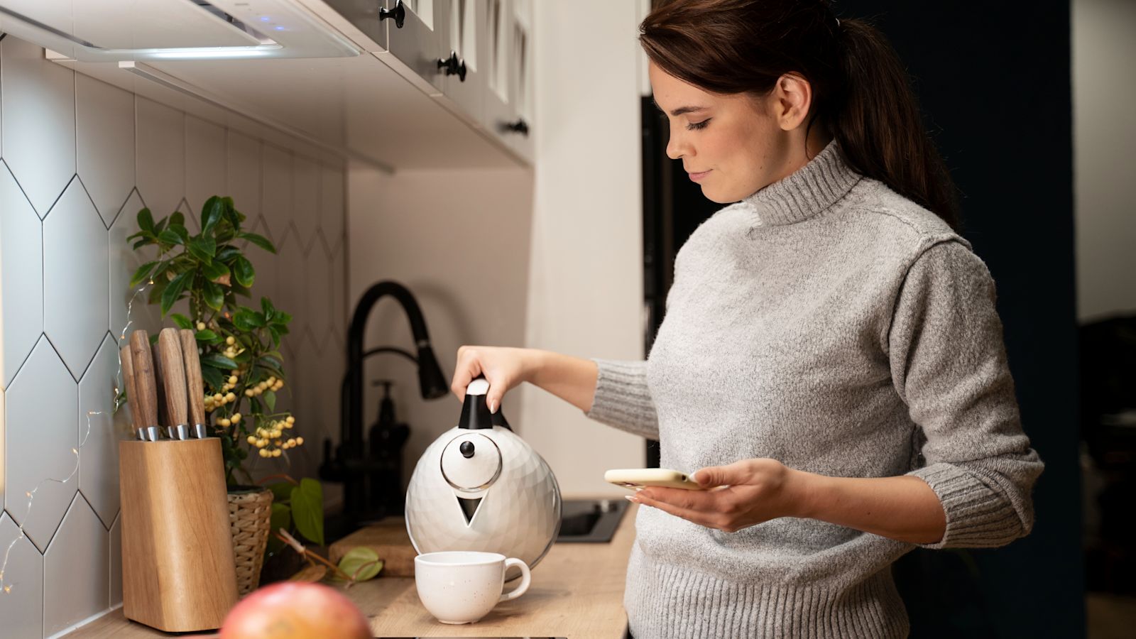 Households set for lower energy bills amid price cap shake-up