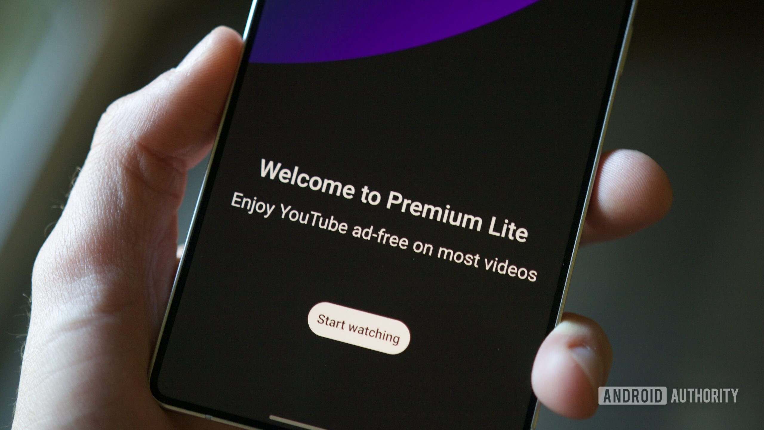 YouTube Premium Lite splash screen on the YouTube app.