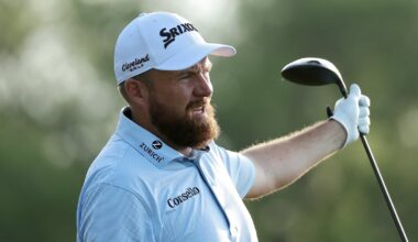 Lowry finishes strongly on mixed opening day in Houston