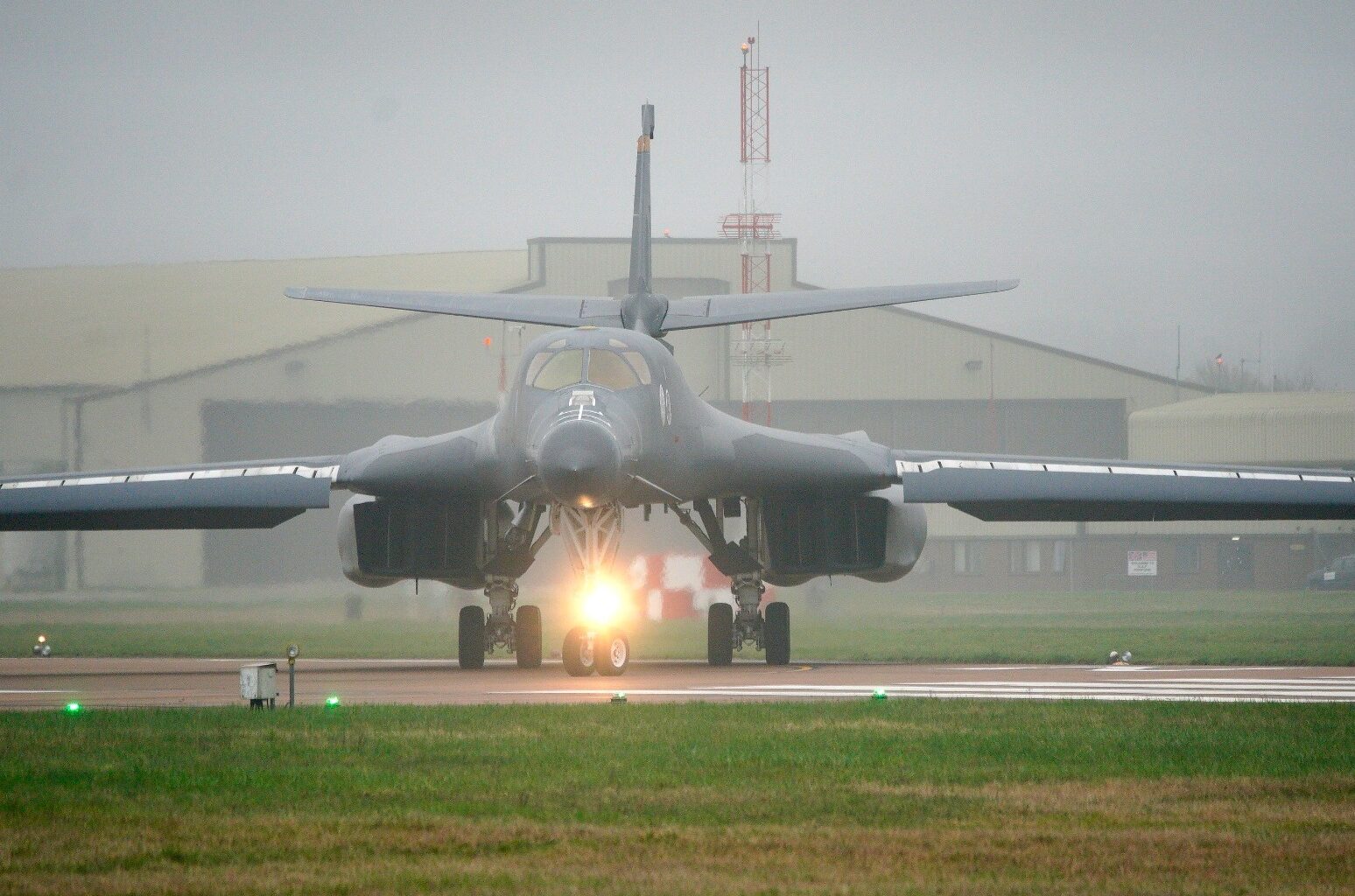 US bomber lands in UK as Iran war enters eighth day