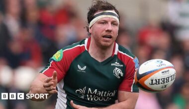 Hamish Watson in action for Leicester during their win over Bristol Bears