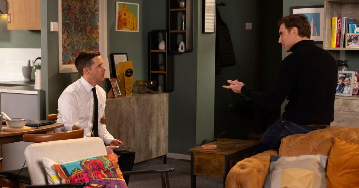 Coronation Street's Todd in a panic as a warning leaves him terrified of Theo | Soaps