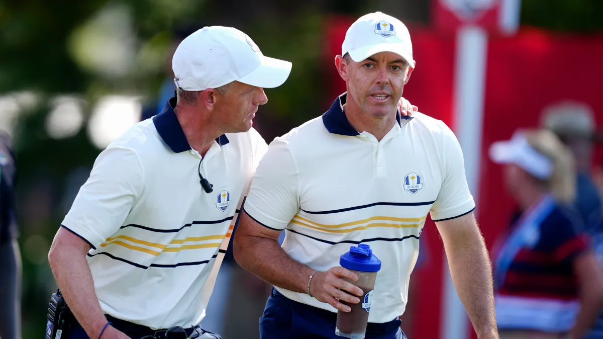 Fans’ abuse of Rory McIlroy made me quit commentary, says Ewen Murray