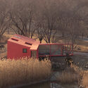 © Arch-Exist Red Bridge Cabin / Wiki World + Advanced Architecture Lab - Image 2 of 34