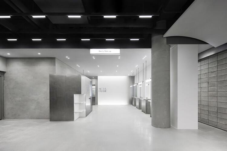 SEOUL FRAME by HE:ARTS / RVMN - Image 1 of 21