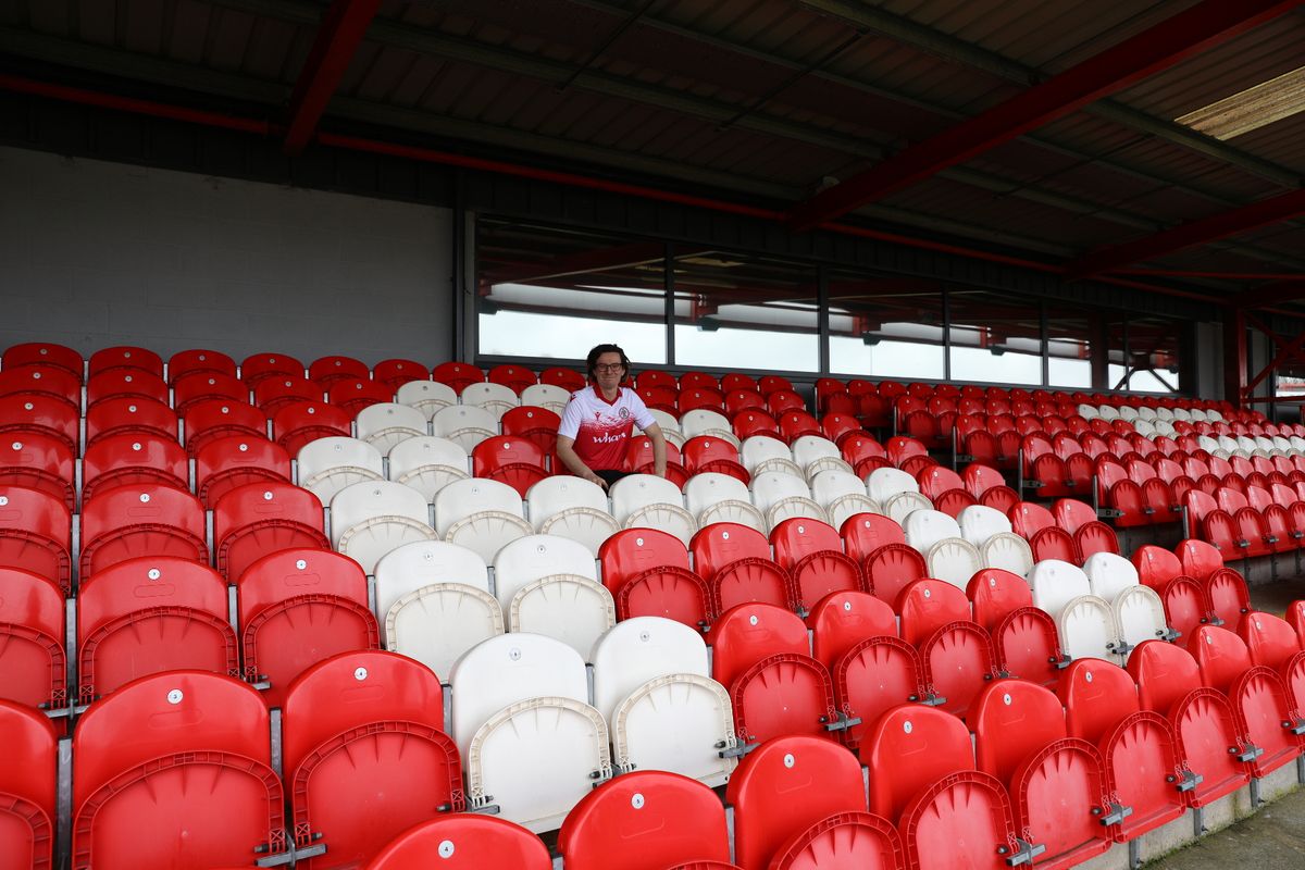 Milo sitting in thwe stands 