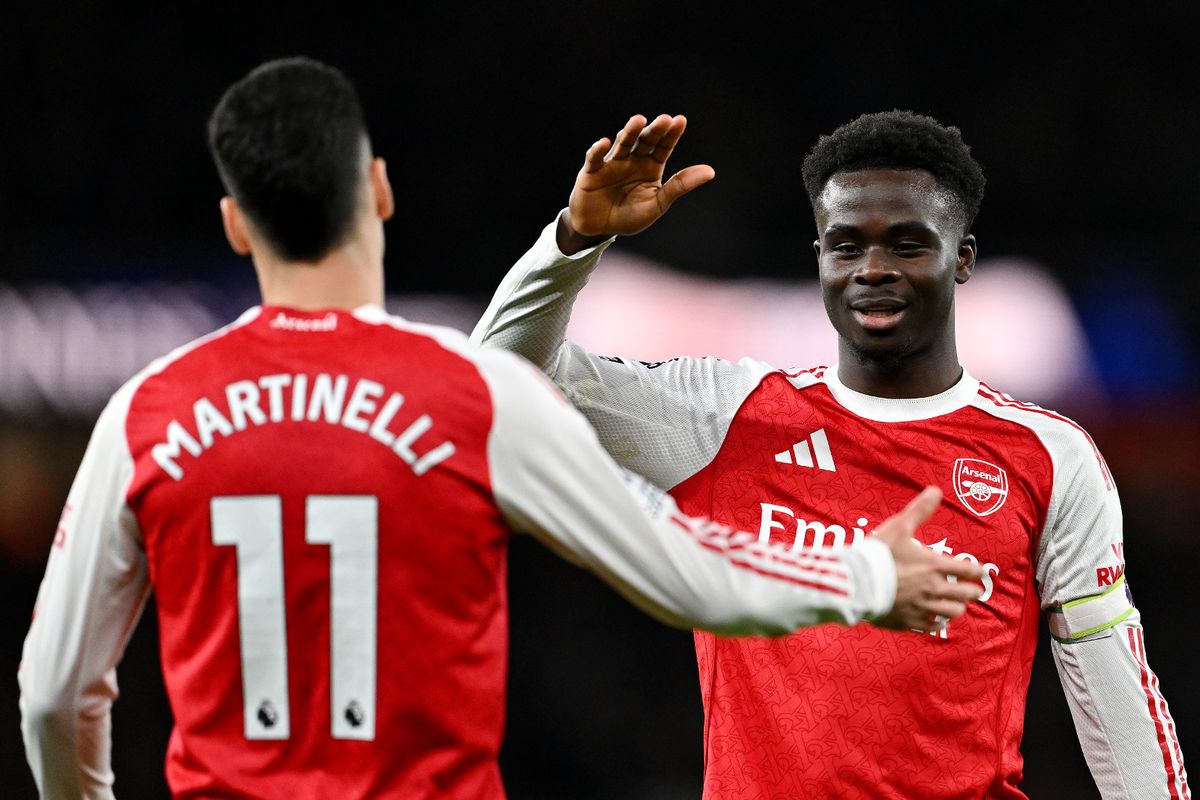 Gabriel Martinelli and Bukayo Saka of Arsenal celebrate