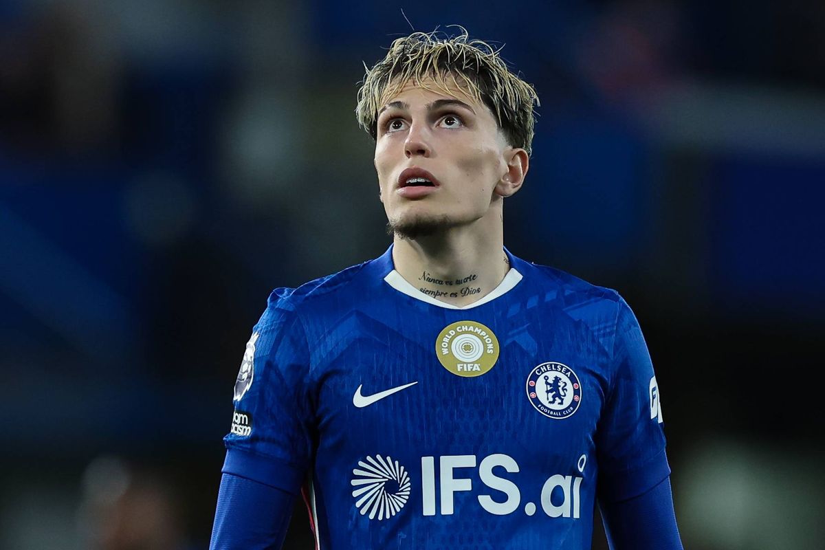 LONDON, ENGLAND - MARCH 14: Chelsea's Alejandro Garnacho looks on during the Premier League match between Chelsea and Newcastle United at Stamford Bridge on March 14, 2026 in London, England. (Photo by Andrew Kearns - CameraSport via Getty Images)