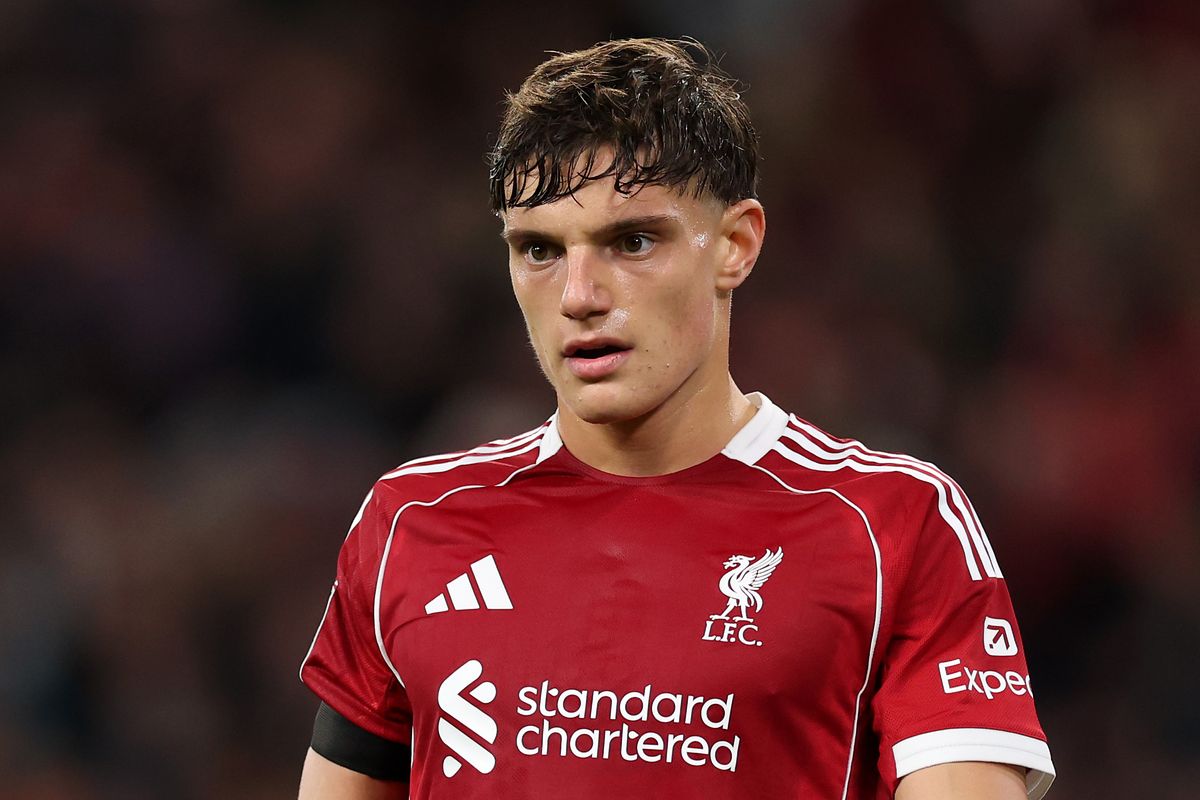 Giovanni Leoni during a Liverpool game