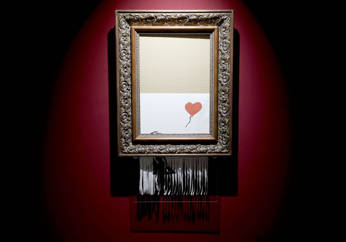 Love Is In The Bin, the aftermath of Girl with Balloon, has also been recreated