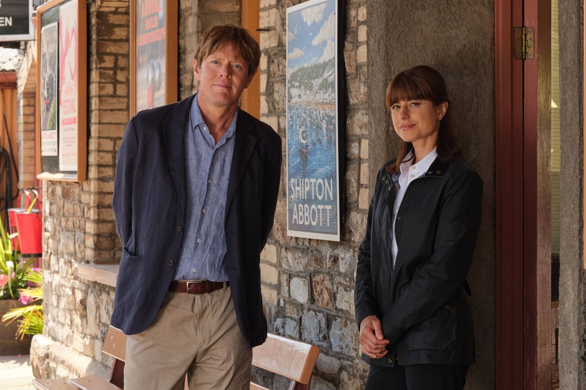 Kris and Zahra in Beyond Paradise