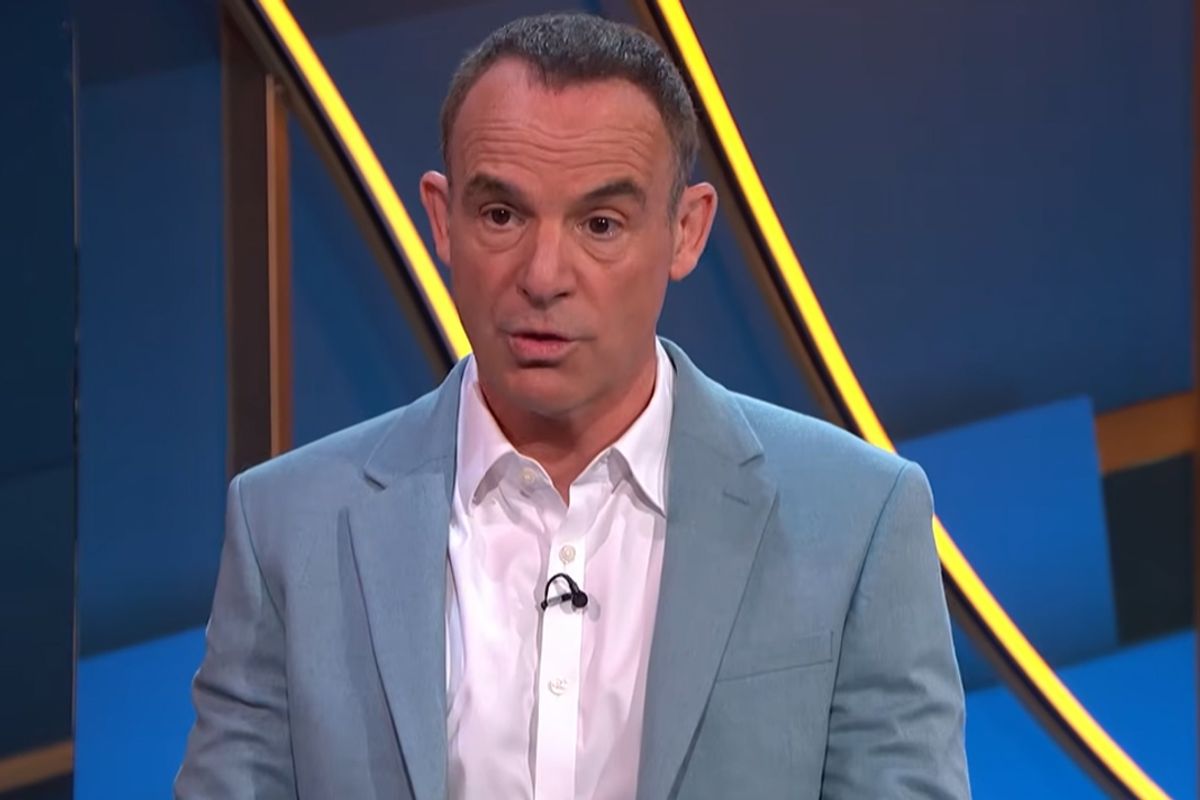 Martin Lewis speaking on his ITV show