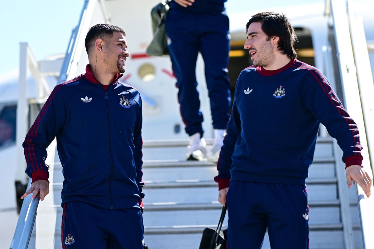Newcastle United's Bruno Guimaraes and Sandro Tonali arrive at Barcelona