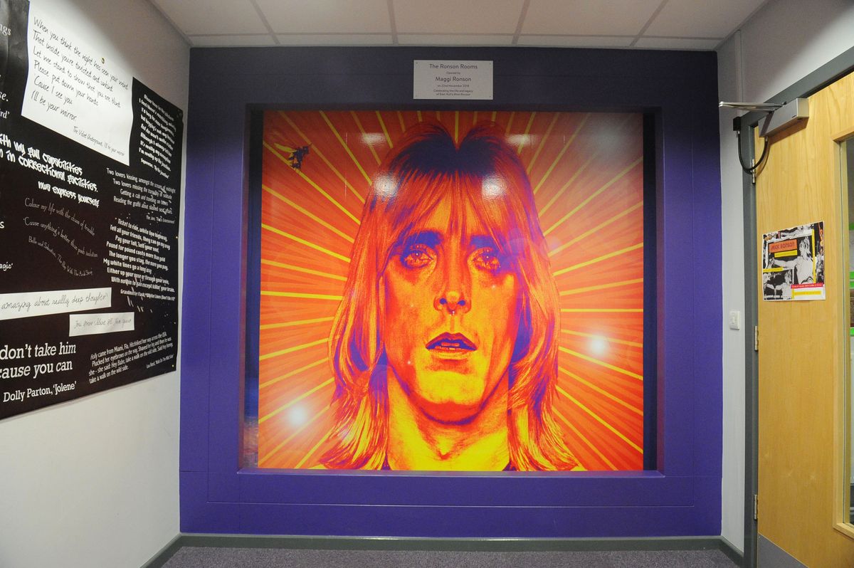 Hull's Wilberforce College honoured Mick Ronson with its music department renaming as The Ronson Rooms, in 2018, and a mural of the musician by local artist Mark Hebblewhite, painted from one of world renowned Sixties photographer Terry O'Neill's iconic images