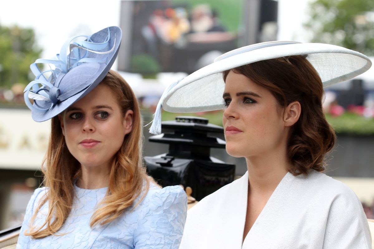 Princess Beatrice and Princess Eugenie at Royal Ascot in 2018