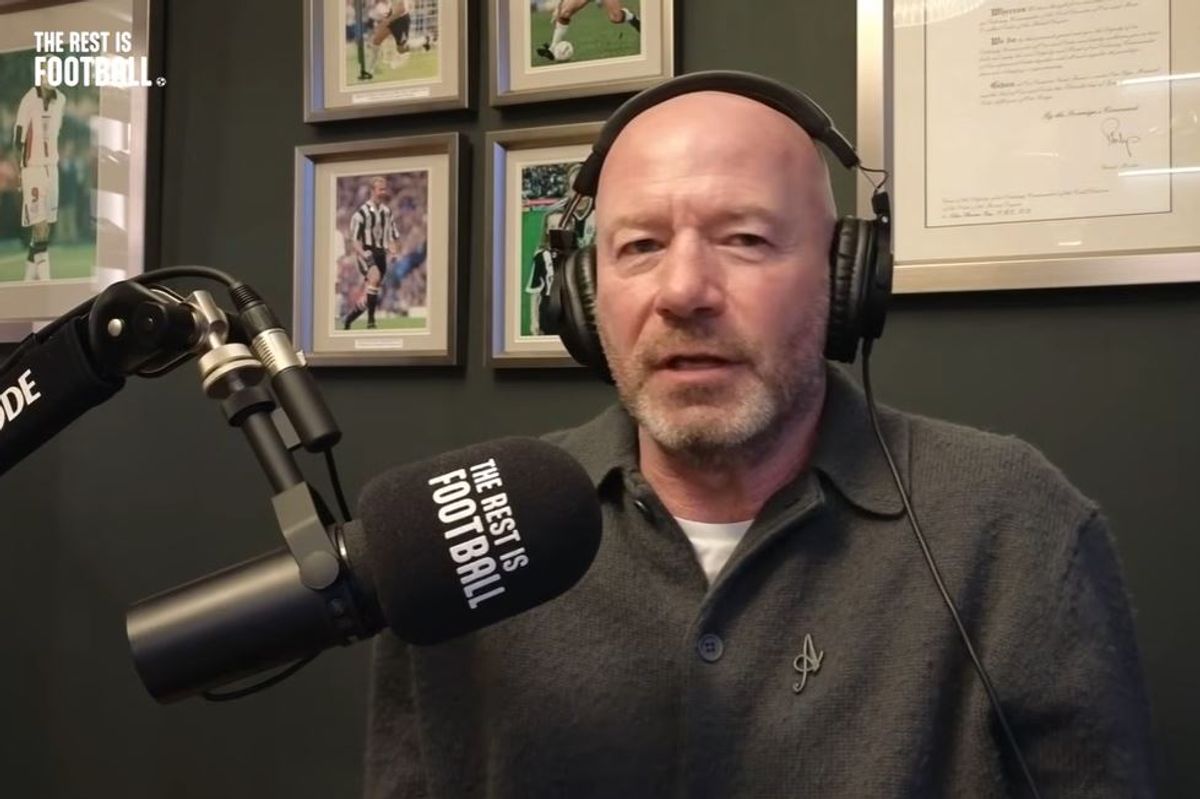 Alan Shearer has hit out at Arsenal critics for 'absolute nonsense' claim.