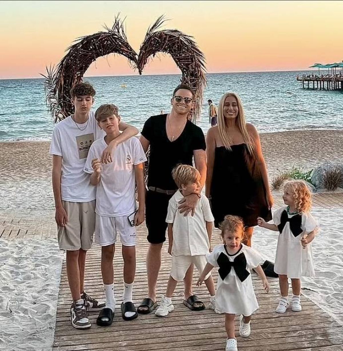 Stacey and Joe have six kids between them