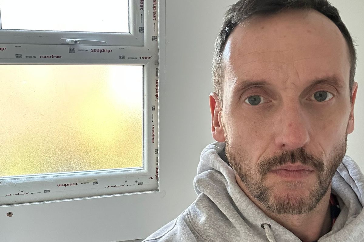 Les Roberts was left thousands of pounds out of pocket