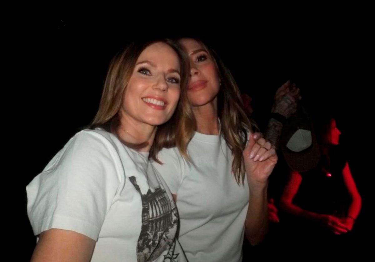 Geri joined the Beckhams to support Cruz and his band at the last show of their UK tour