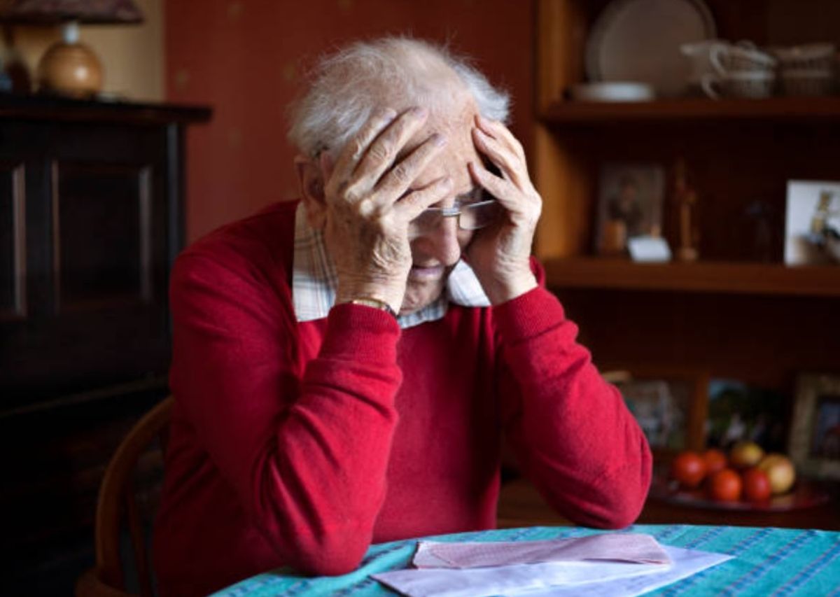 DWP set to begin crackdown on state pensioners who are on one benefit