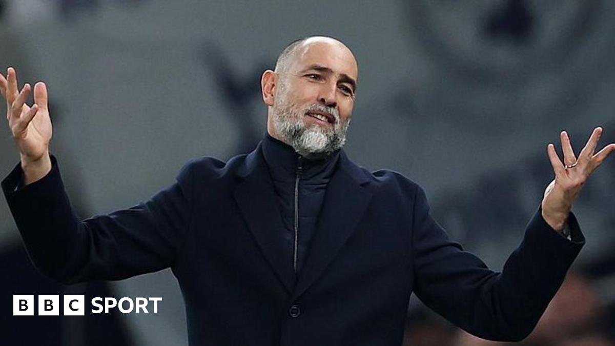 Igor Tudor shrugging