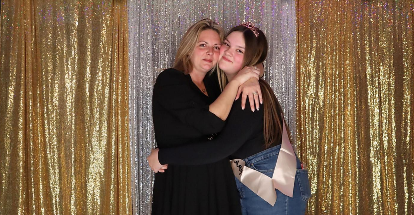 Casey Marlow and her mother Emma Marlow embrace.