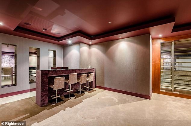 Fancy a tipple and a bite to eat? Seat yourself in one of the luxurious dining areas